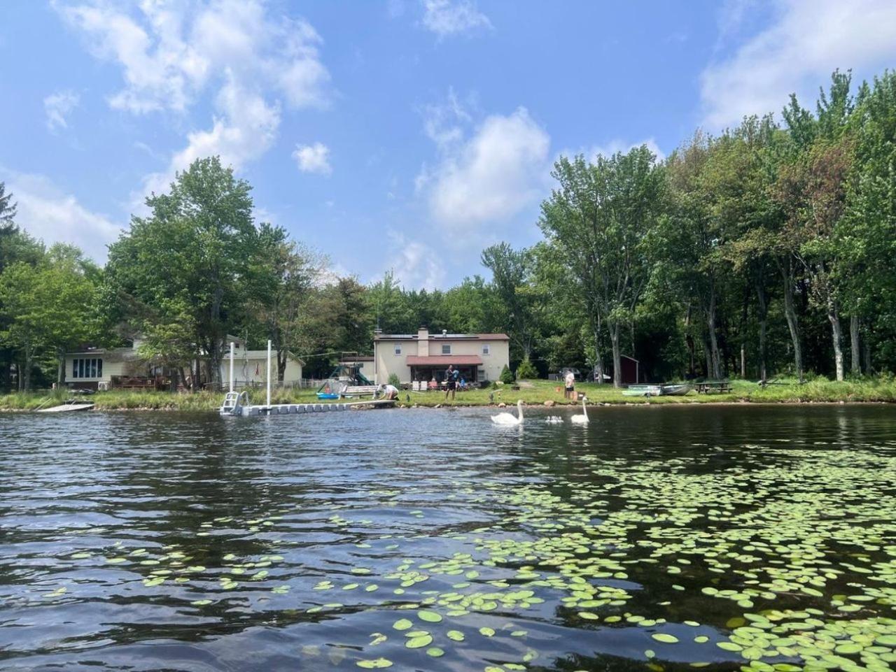 Hideaway - Lakehouse/Spa/Dock/ Pocono Summit 외부 사진
